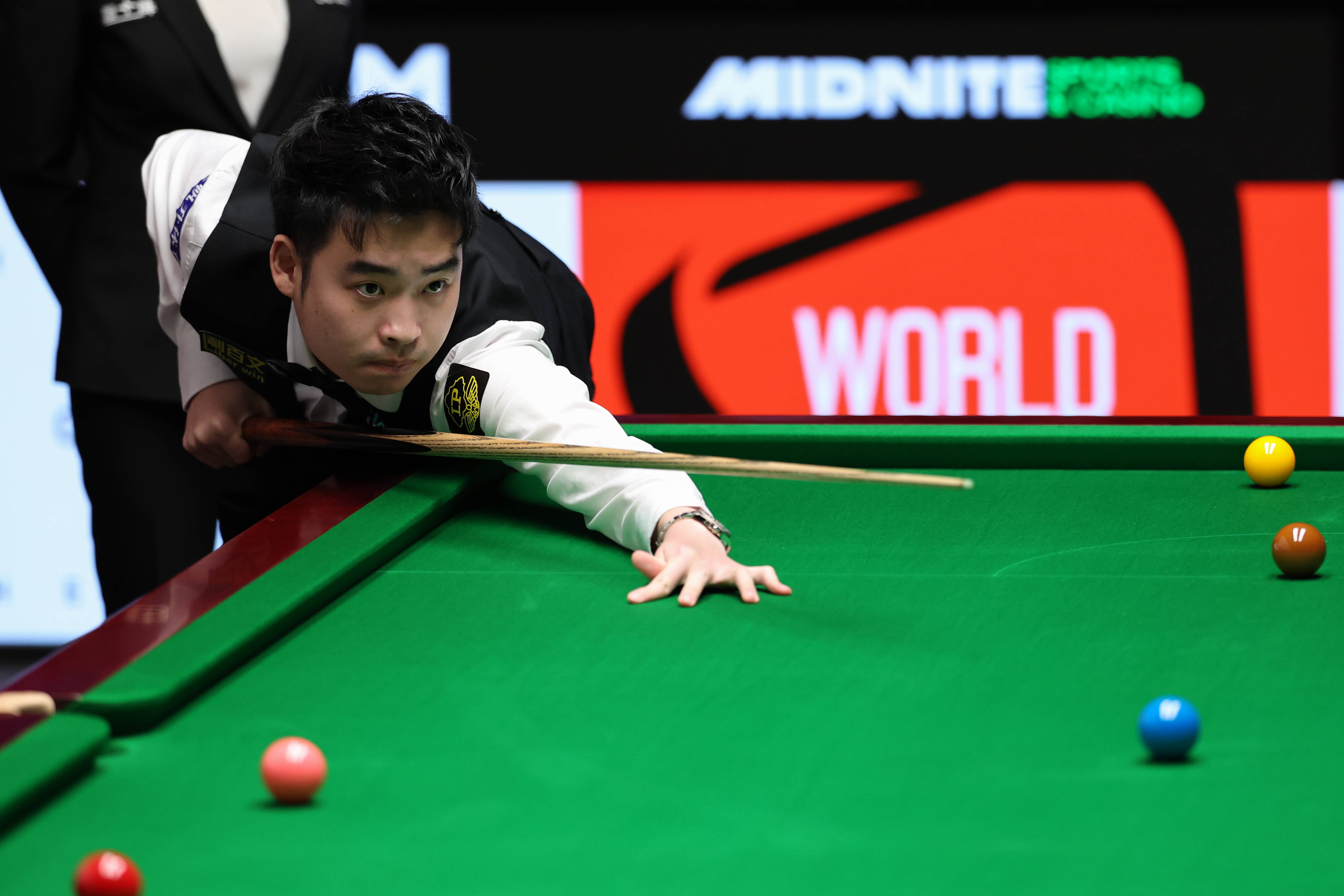 而国安与对 而国安与对